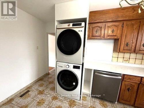 Main - 101 Spenvalley Drive, Toronto, ON - Indoor Photo Showing Laundry Room