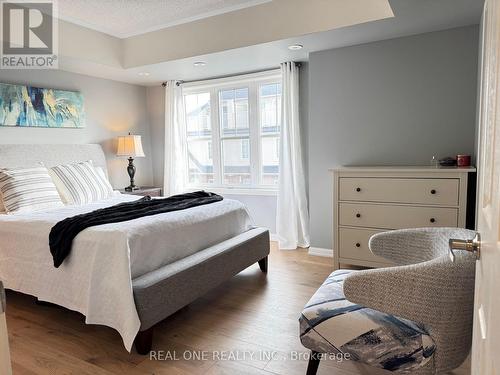 6 - 580 Shoreline Drive, Mississauga, ON - Indoor Photo Showing Bedroom