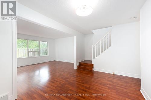 250 San Francisco Avenue, Hamilton, ON - Indoor Photo Showing Other Room