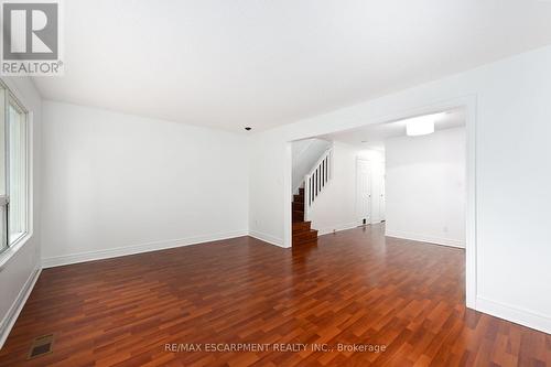 250 San Francisco Avenue, Hamilton, ON - Indoor Photo Showing Other Room