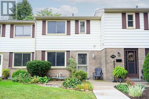 250 San Francisco Avenue, Hamilton, ON - Outdoor With Facade