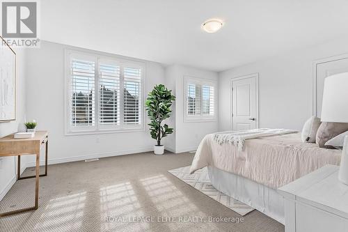 3995 Highland Park Drive, Lincoln, ON - Indoor Photo Showing Bedroom