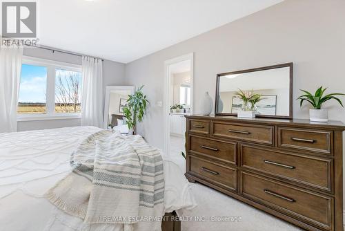 89 Courtney Street, Centre Wellington, ON - Indoor Photo Showing Bedroom