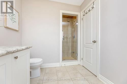 89 Courtney Street, Centre Wellington, ON - Indoor Photo Showing Bathroom