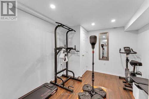 39 Delena Avenue N, Hamilton, ON - Indoor Photo Showing Gym Room