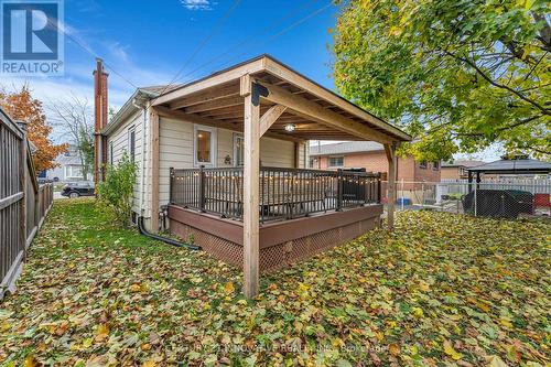 39 Delena Avenue N, Hamilton, ON - Outdoor With Deck Patio Veranda