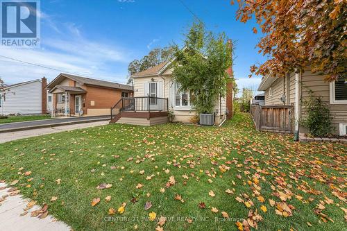 39 Delena Avenue N, Hamilton, ON - Outdoor With Deck Patio Veranda