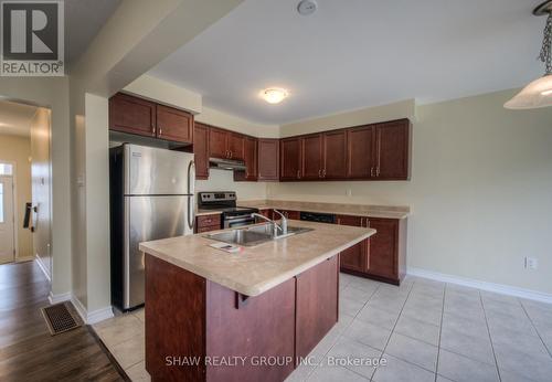 36 Arbourview Crescent, Kitchener, ON - Indoor Photo Showing Kitchen With Double Sink