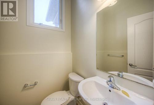 36 Arbourview Crescent, Kitchener, ON - Indoor Photo Showing Bathroom