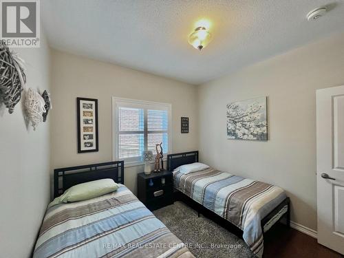 49 Todd Crescent, Southgate, ON - Indoor Photo Showing Bedroom