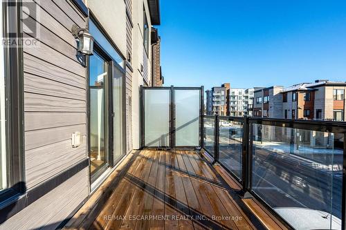 27 - 590 North Service Road, Hamilton, ON - Outdoor With Balcony With Exterior