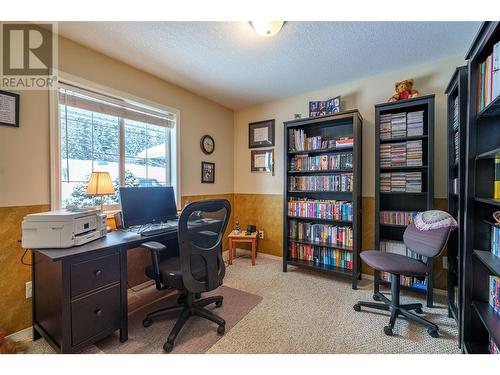 2115 Country Woods Road, Sorrento, BC - Indoor Photo Showing Office