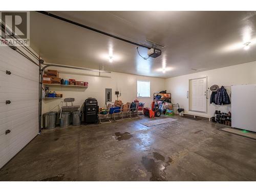 2115 Country Woods Road, Sorrento, BC - Indoor Photo Showing Garage