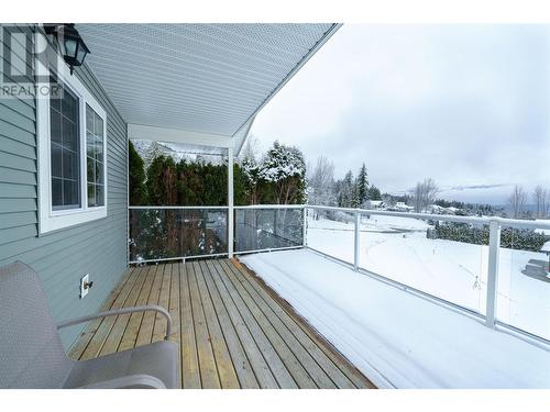 2115 Country Woods Road, Sorrento, BC - Outdoor With Exterior