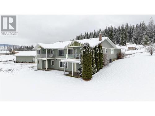 2115 Country Woods Road, Sorrento, BC - Outdoor