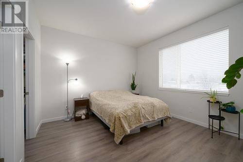 2925 Westsyde Road Unit# 114, Kamloops, BC - Indoor Photo Showing Bedroom