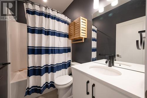 2925 Westsyde Road Unit# 114, Kamloops, BC - Indoor Photo Showing Bathroom