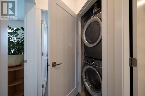 2925 Westsyde Road Unit# 114, Kamloops, BC - Indoor Photo Showing Laundry Room