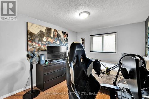 1281 Northbrook Street, Oshawa, ON - Indoor