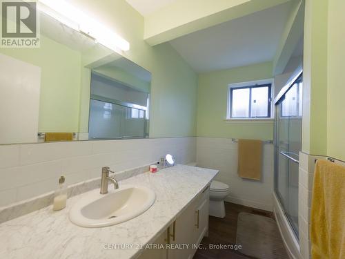 96 Invergordon Avenue E, Toronto, ON - Indoor Photo Showing Bathroom