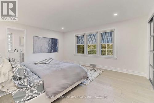 634 Brookside Drive, Oshawa, ON - Indoor Photo Showing Bedroom