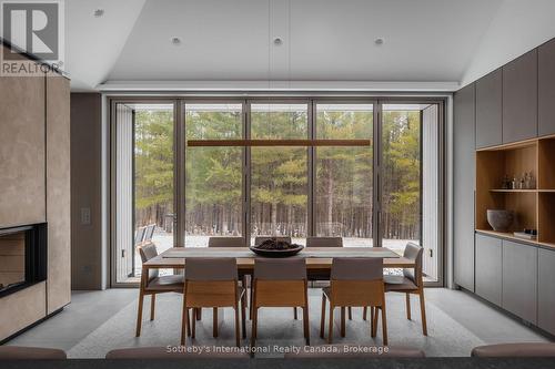 395910 11Th Line, Blue Mountains, ON - Indoor Photo Showing Dining Room