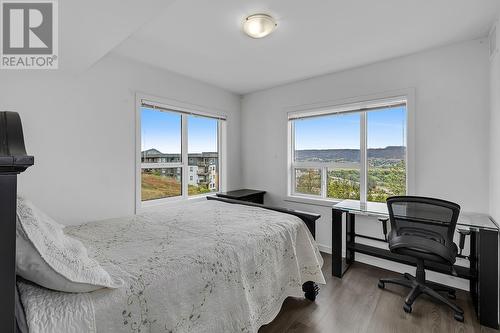 775 Academy Way Unit# 208, Kelowna, BC - Indoor Photo Showing Bedroom