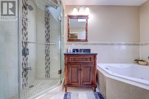 6 Haddon Avenue, Toronto, ON - Indoor Photo Showing Bathroom