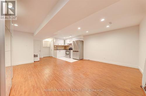 6 Haddon Avenue, Toronto, ON - Indoor