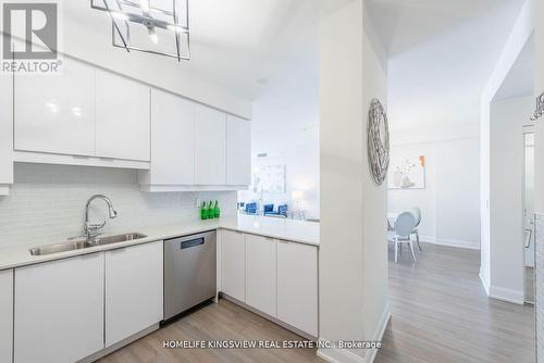 808 - 2910 Highway 7 Road W, Vaughan, ON - Indoor Photo Showing Kitchen With Double Sink