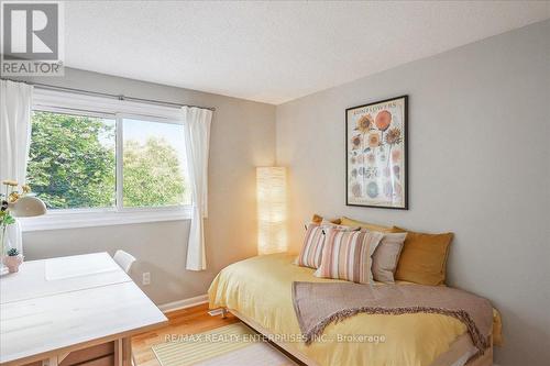 70 - 1080 Walden Circle, Mississauga, ON - Indoor Photo Showing Bedroom