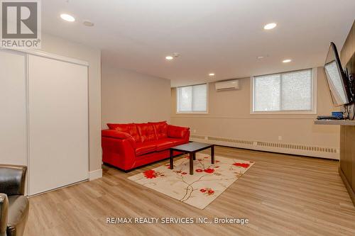 1206 - 1100 Caven Street, Mississauga, ON - Indoor