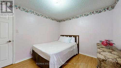 1208 Sherwood Mills Boulevard, Mississauga, ON - Indoor Photo Showing Bedroom