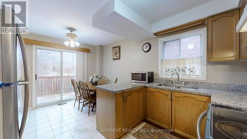 1208 Sherwood Mills Boulevard, Mississauga, ON - Indoor Photo Showing Other Room