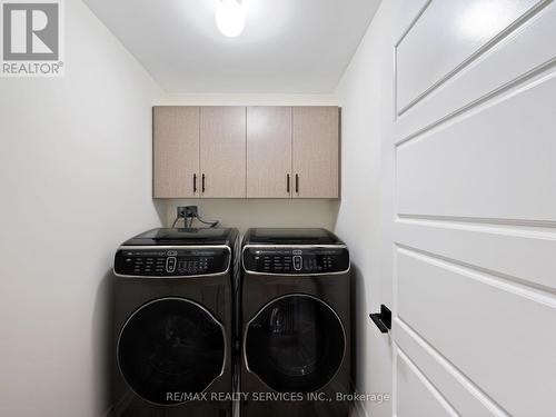 72 Circus Crescent, Brampton, ON - Indoor Photo Showing Laundry Room