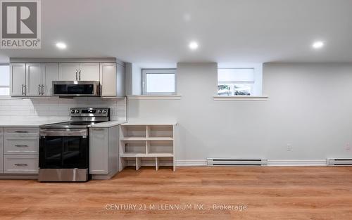 29 Park Avenue, Guelph, ON - Indoor Photo Showing Kitchen