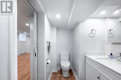 29 Park Avenue, Guelph, ON - Indoor Photo Showing Bathroom