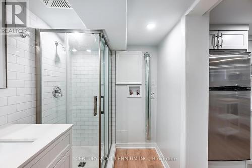 29 Park Avenue, Guelph, ON - Indoor Photo Showing Bathroom