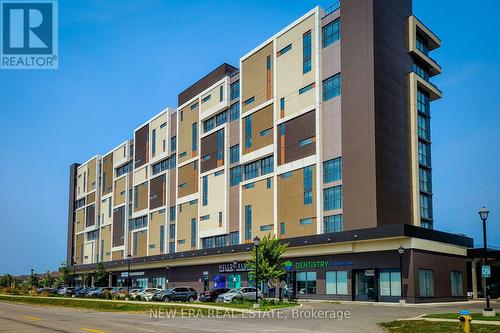 605 - 560 North Service Road, Grimsby, ON - Outdoor With Facade