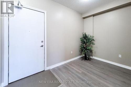 605 - 560 North Service Road, Grimsby, ON - Indoor Photo Showing Other Room