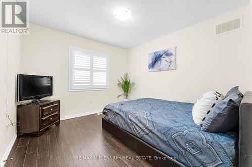 71 Cook Street, Hamilton, ON - Indoor Photo Showing Bedroom