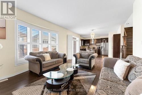 71 Cook Street, Hamilton, ON - Indoor Photo Showing Living Room