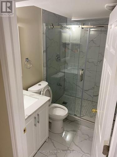 640 Activa Avenue, Kitchener, ON - Indoor Photo Showing Bathroom