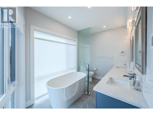 201 Wylie Street Unit# 131, Penticton, BC - Indoor Photo Showing Bathroom