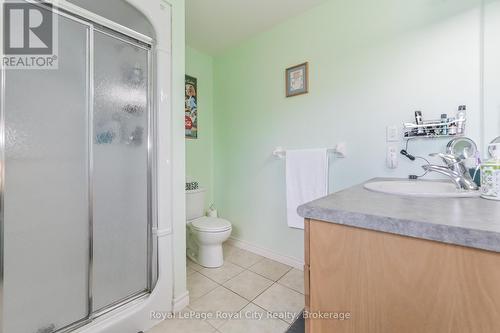 60 Stanley Crescent, Centre Wellington (Elora/Salem), ON - Indoor Photo Showing Bathroom