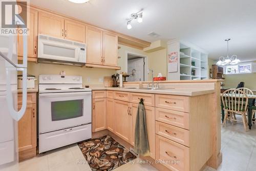 60 Stanley Crescent, Centre Wellington (Elora/Salem), ON - Indoor Photo Showing Kitchen