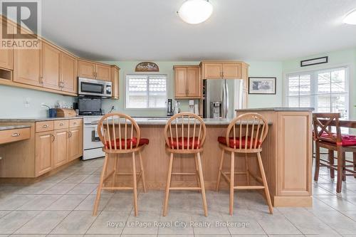 60 Stanley Crescent, Centre Wellington (Elora/Salem), ON - Indoor Photo Showing Kitchen