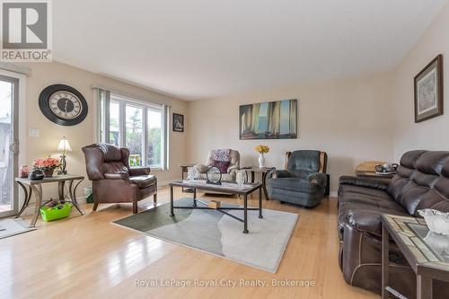 60 Stanley Crescent, Centre Wellington (Elora/Salem), ON - Indoor Photo Showing Living Room