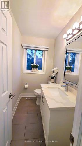 41 Unicorn Avenue, Toronto, ON - Indoor Photo Showing Bathroom