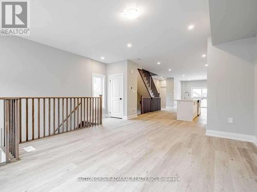 1479 Purchase Place, Innisfil, ON - Indoor Photo Showing Other Room